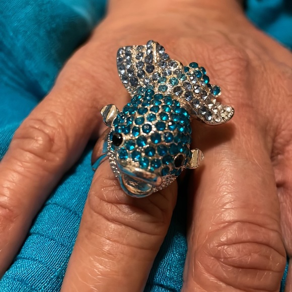 Silver and Gold Fish Rings - Picture 7 of 13